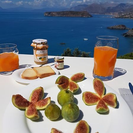 Villa Crawford Сан Никола Арчела Екстериор снимка