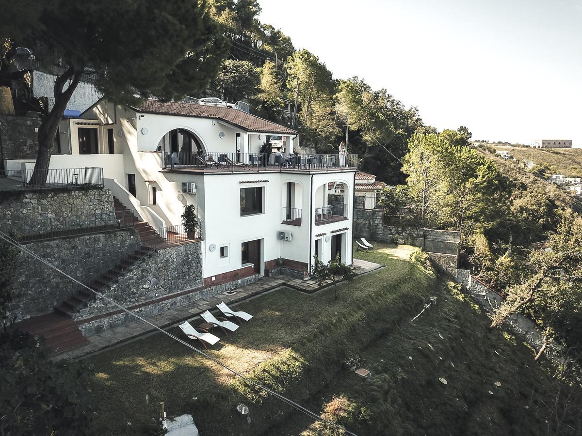 Villa Crawford Сан Никола Арчела Екстериор снимка